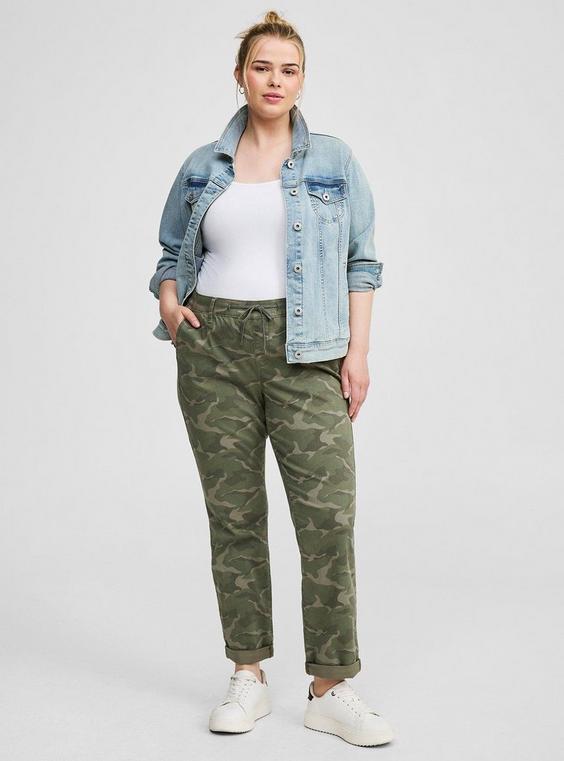 Weekend Boyfriend Stretch Twill Mid Rise Pant product image