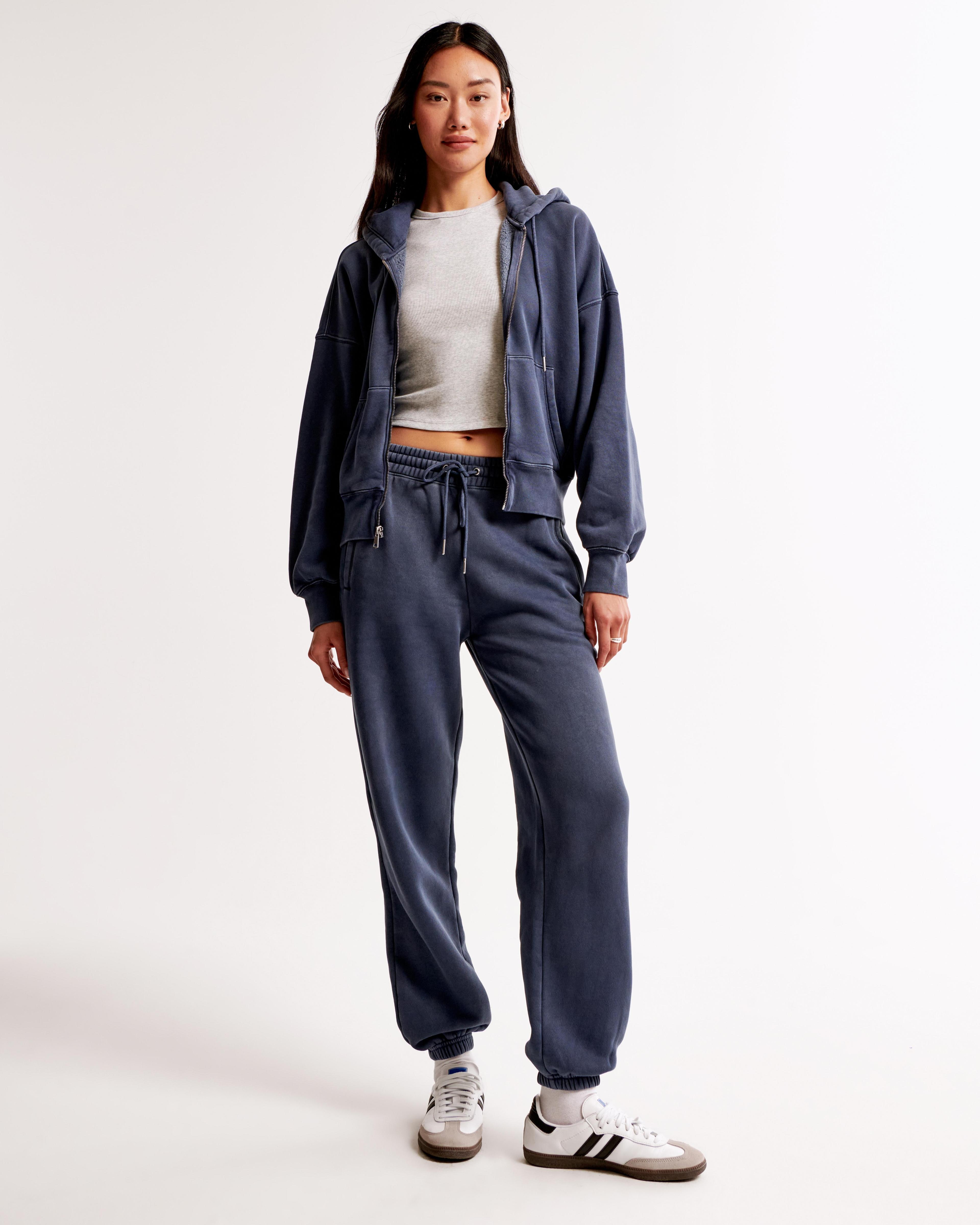 Essential Sunday Sweatpant product image