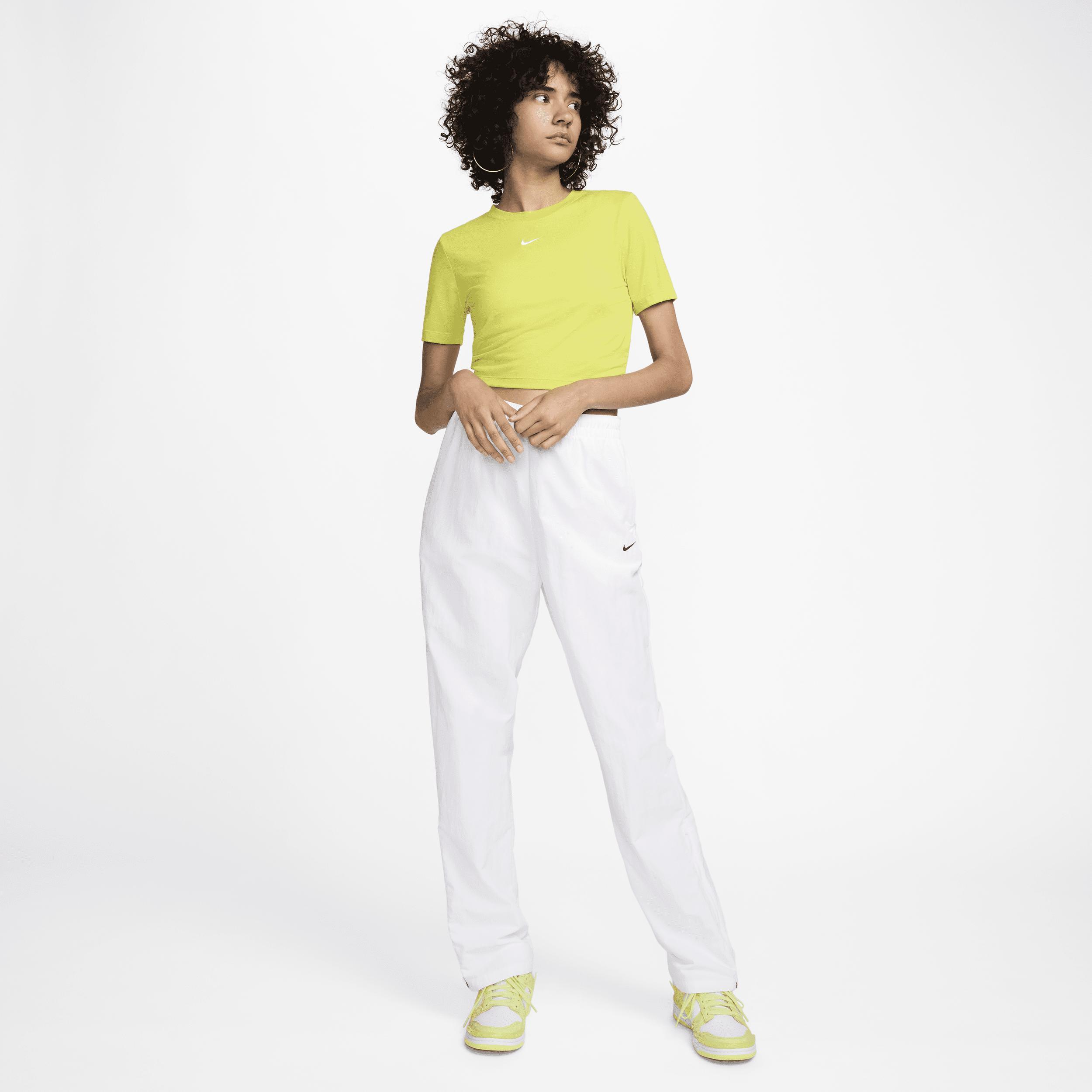 Women's Nike Sportswear Essential Slim Cropped T-Shirt Product Image