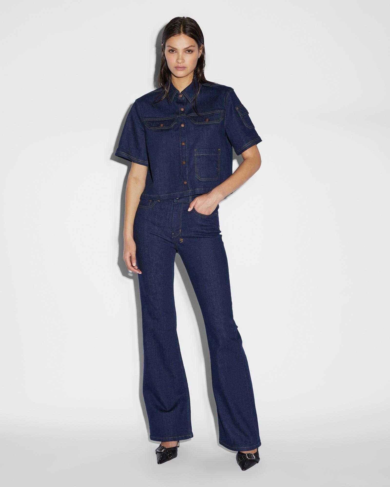 CARGO SS SHIRT LEGACY Female Product Image