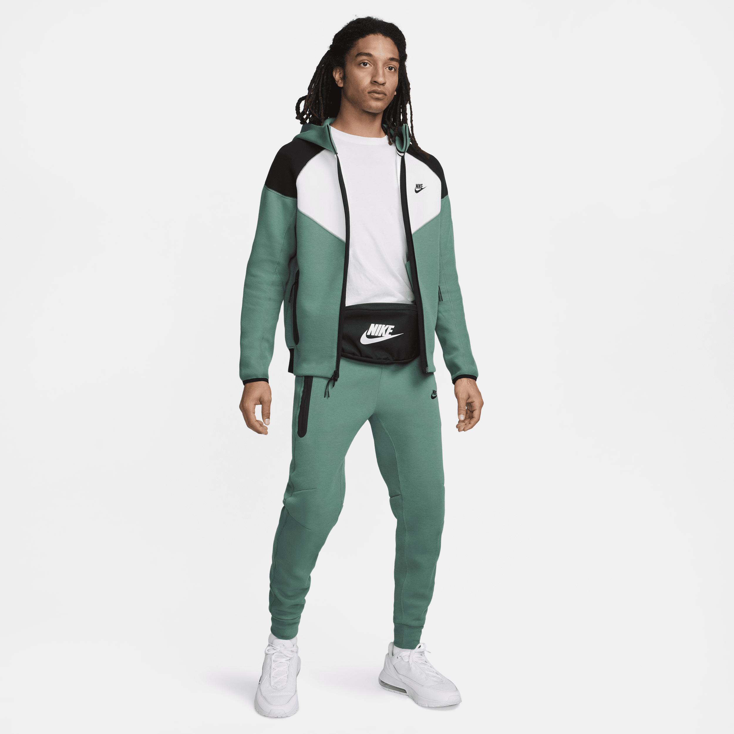 Men's Nike Sportswear Tech Fleece Jogger Pants Product Image