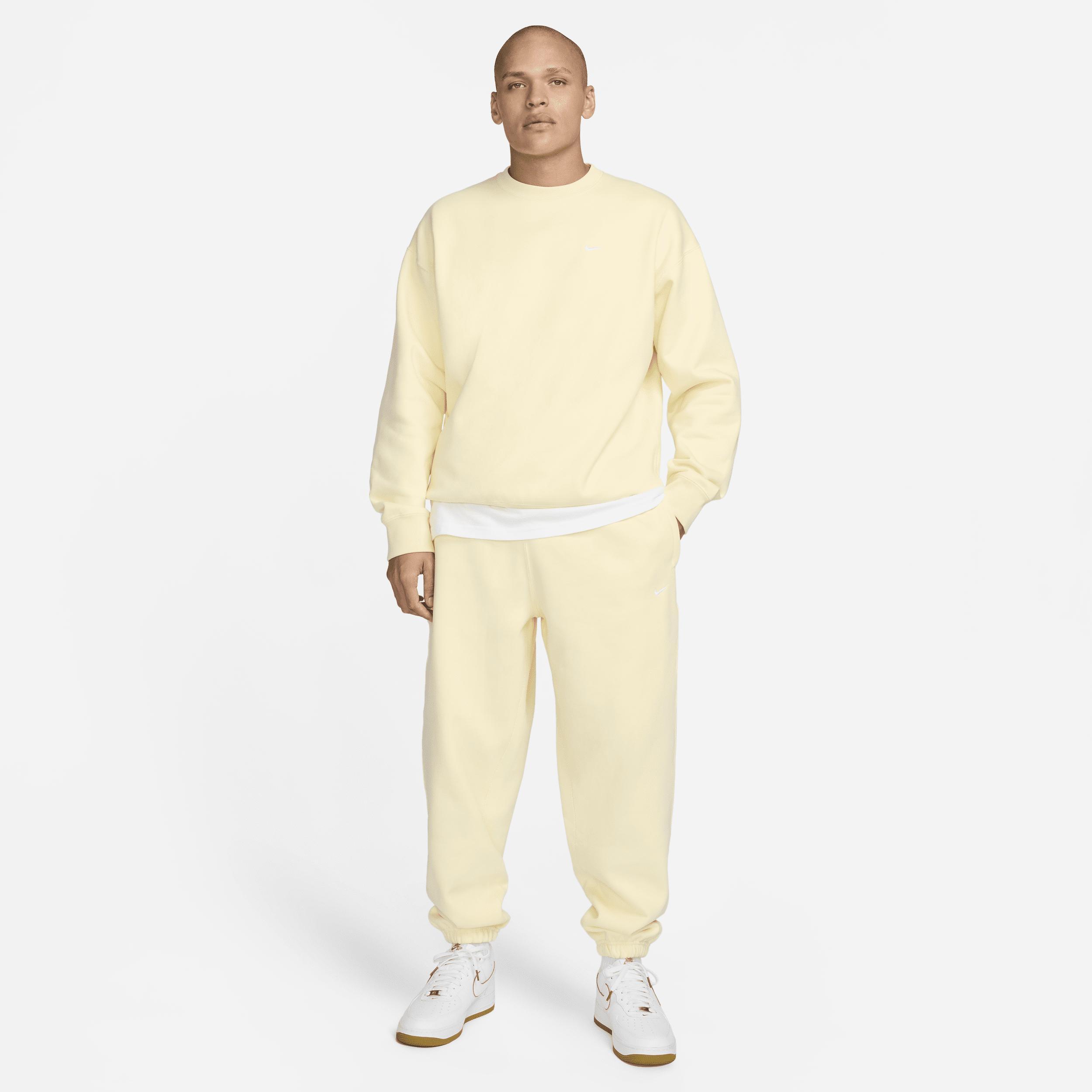 Nike Men's Solo Swoosh Fleece Crew Product Image