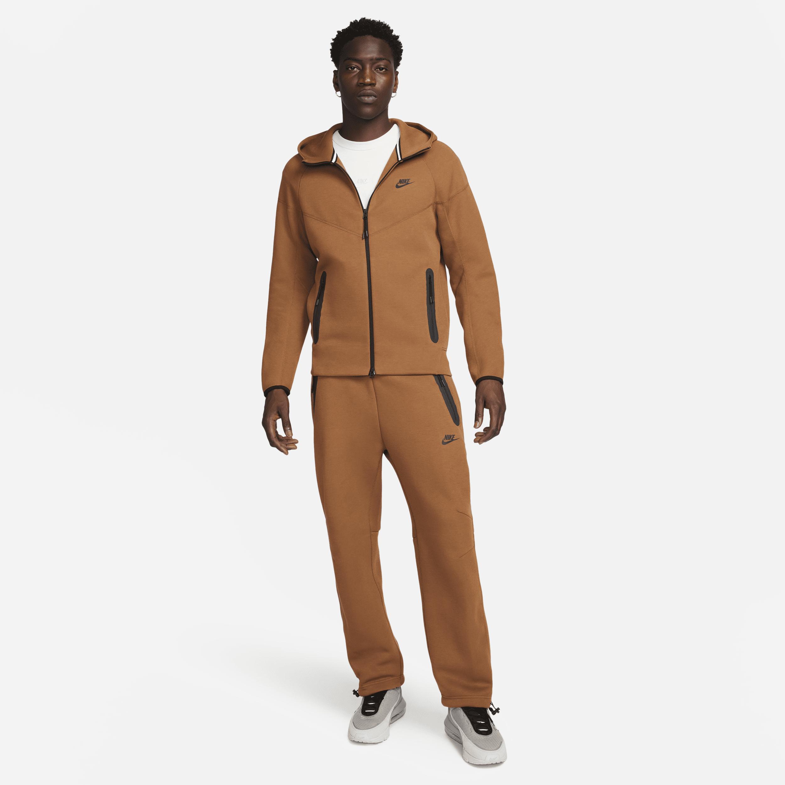 Men's Nike Sportswear Tech Fleece Open-Hem Sweatpants Product Image