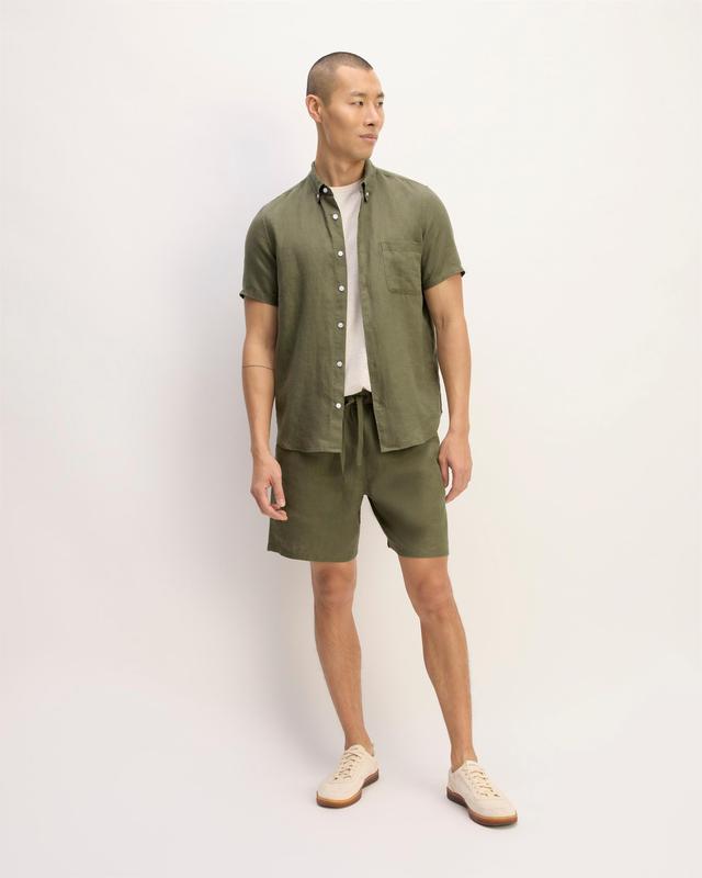 The Classic Short-Sleeve Shirt in Linen Product Image