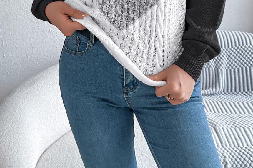 Crew Neck Color Block Cable Knit Sweater Product Image