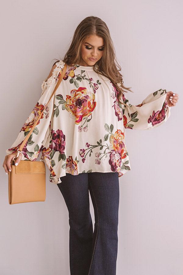 Floral Debut Shift Top In Cream Product Image