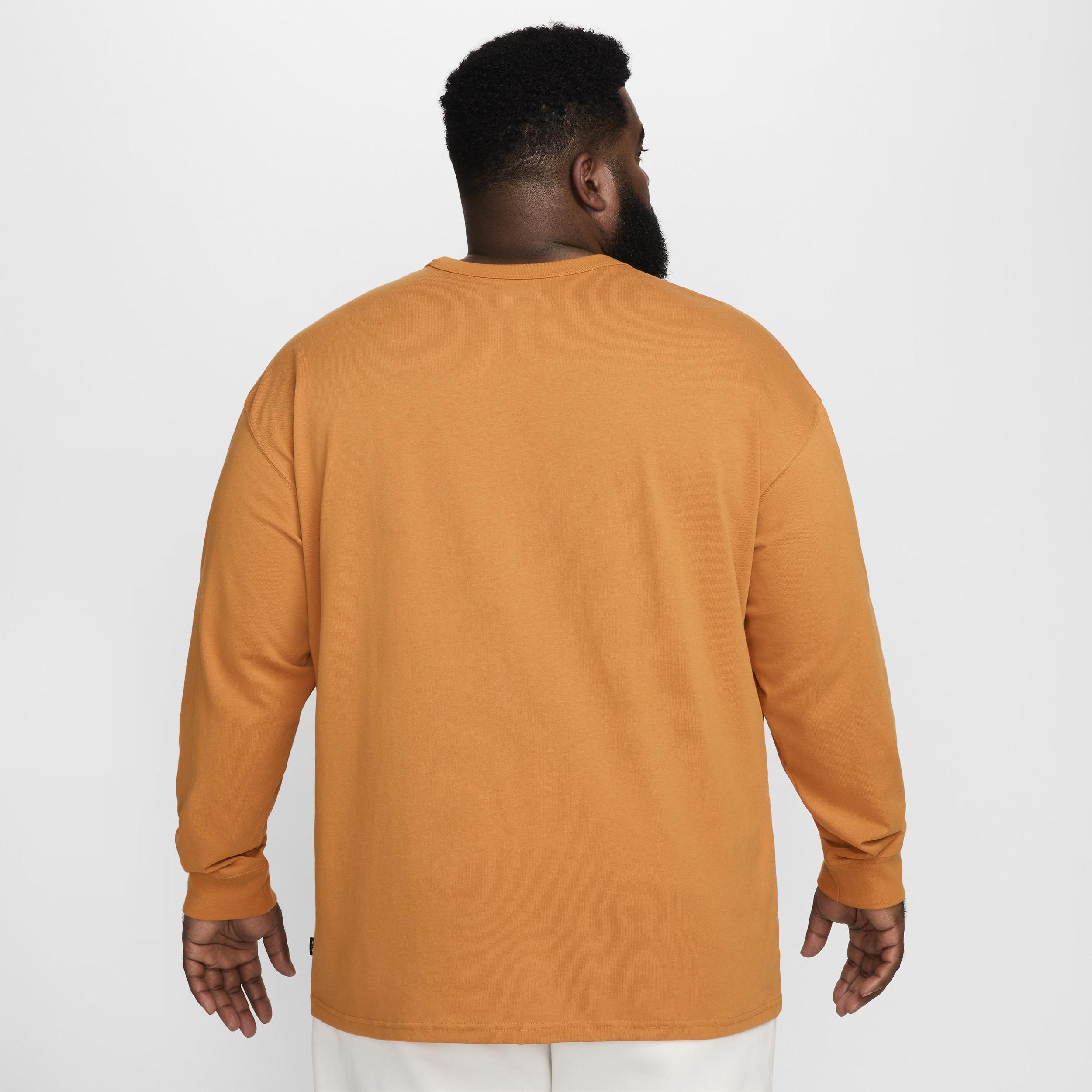 Men's Nike Sportswear Premium Essentials Long-Sleeve T-Shirt Product Image