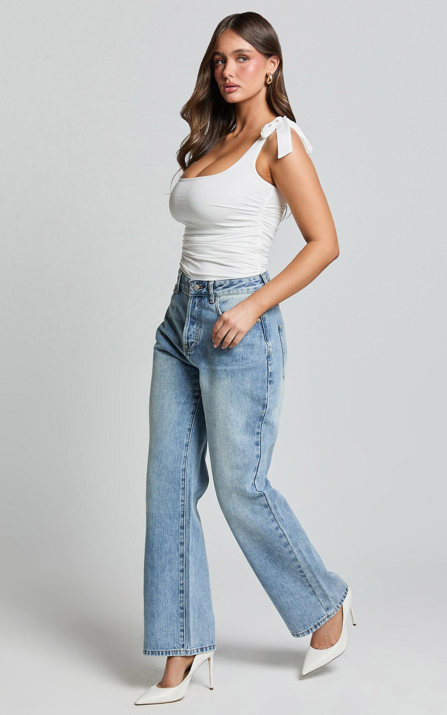 Bowie Jeans - Mid Rise Recycled Relaxed Denim Jeans in Light Blue Wash Product Image