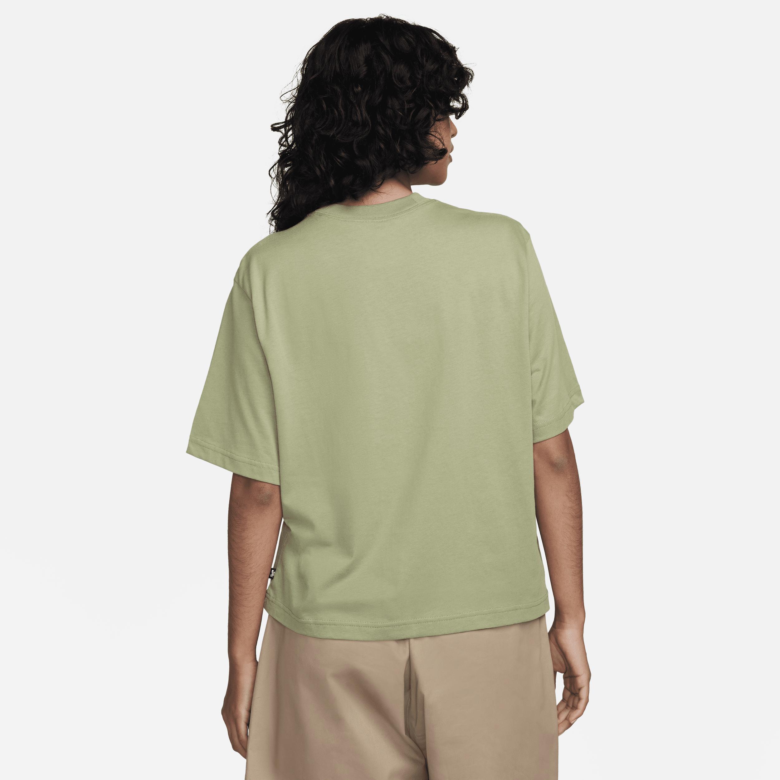 Women's Nike SB Skate T-Shirt Product Image