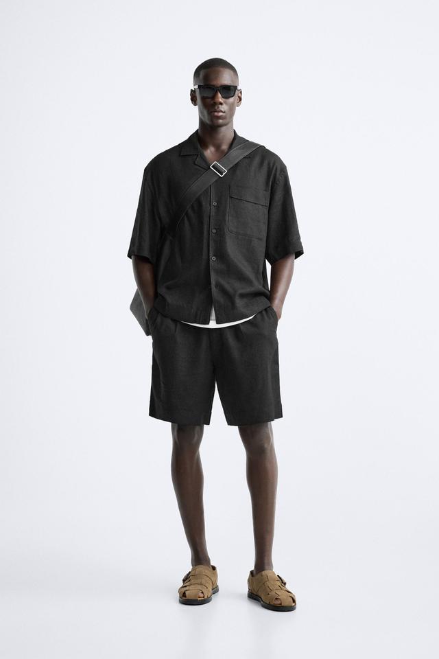 LINEN - VISCOSE PLEATED SHORTS Product Image