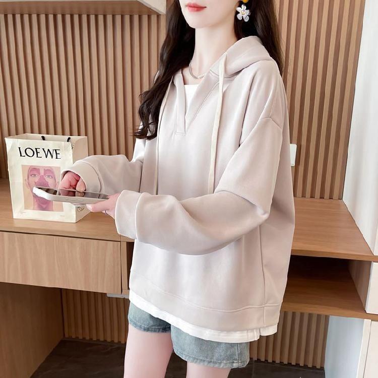 Mock Two-Piece Two Tone Drawstring Hoodie Product Image