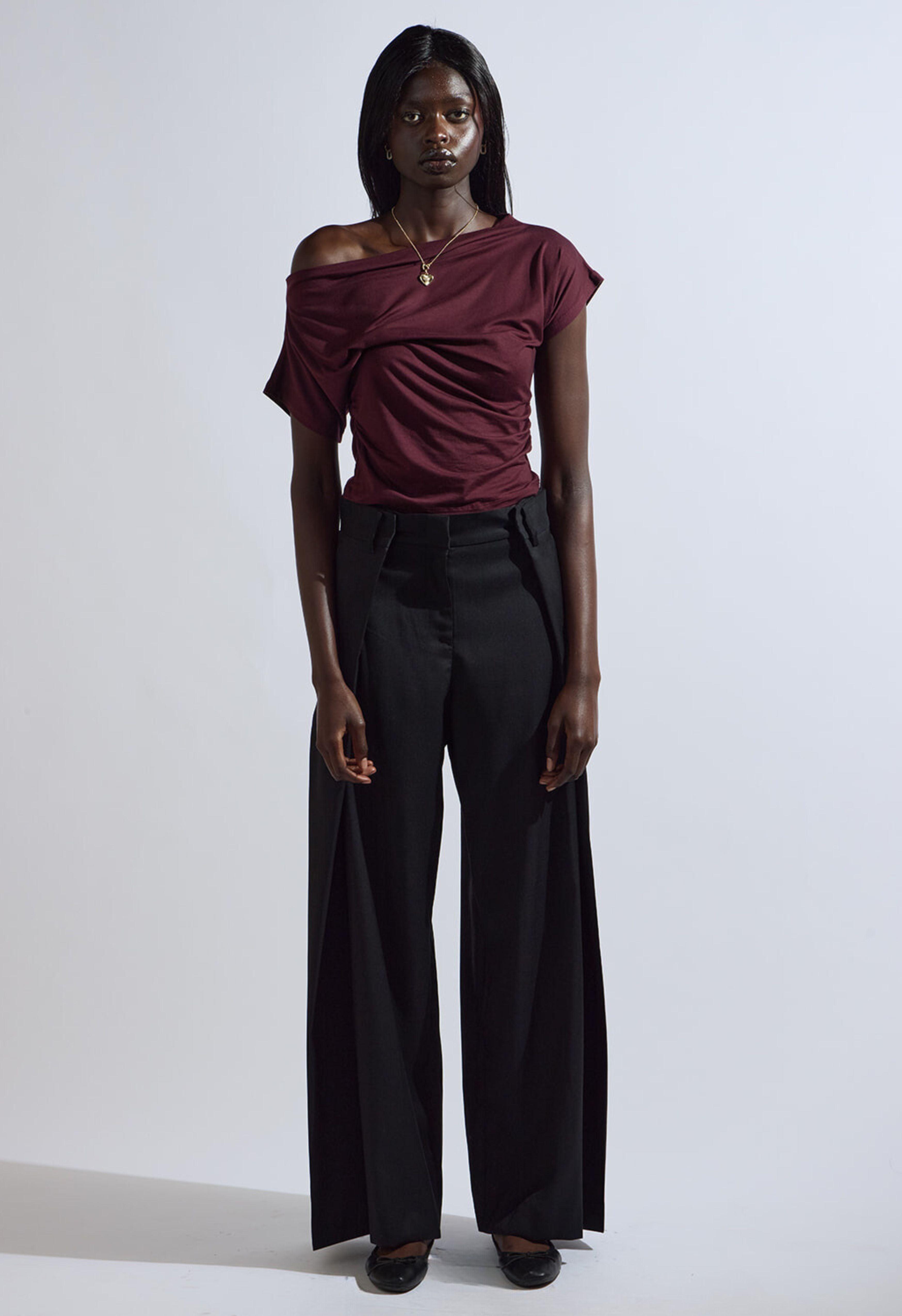 Pleated Trouser in Black Product Image