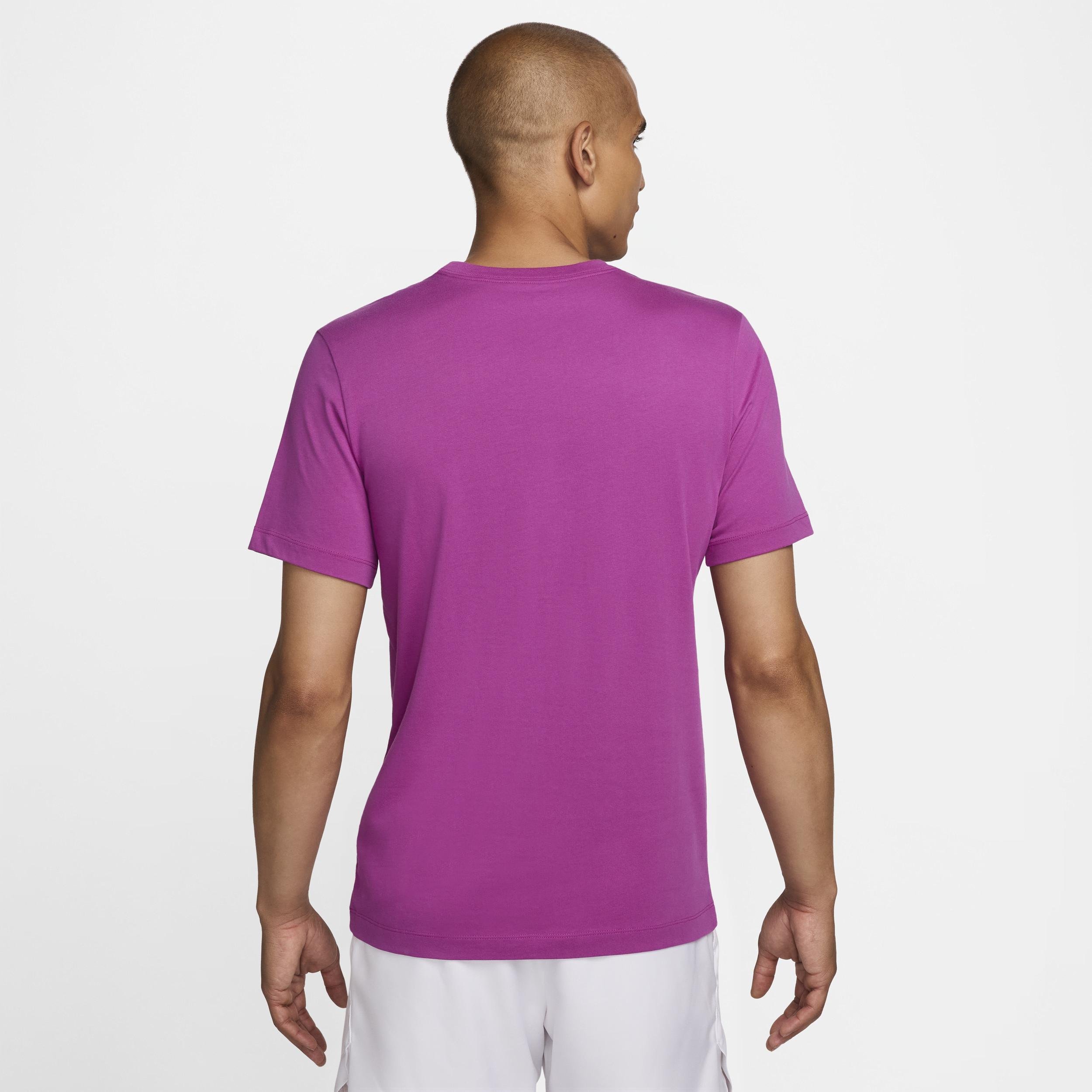 NikeCourt Men's Tennis T-Shirt Product Image