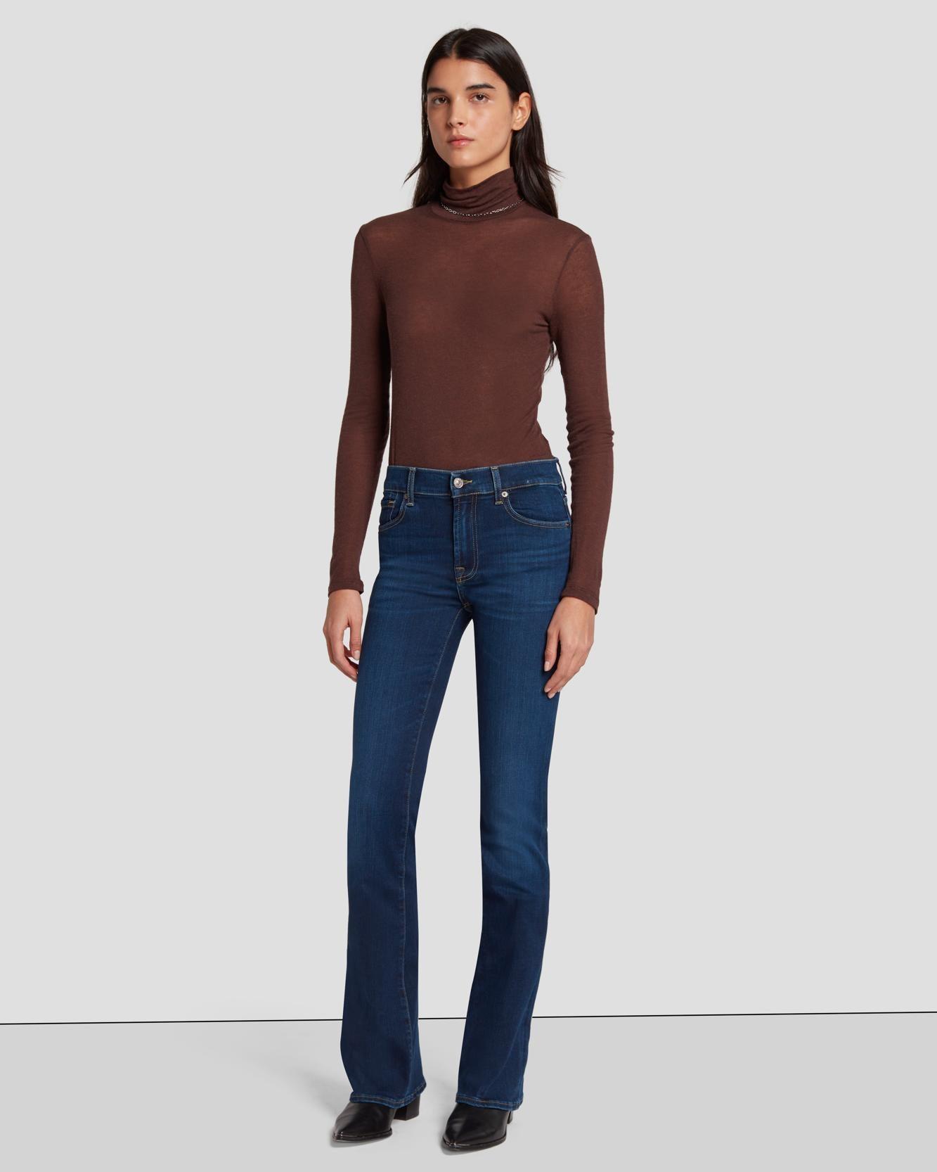 Slim Illusion Bootcut in Opulent Female product image