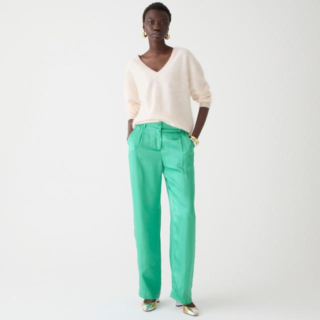 Petite straight-leg essential pant in luster crepe Product Image