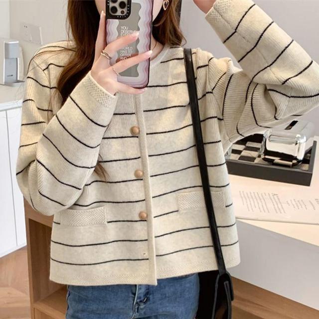 Round Neck Striped Cardigan Product Image