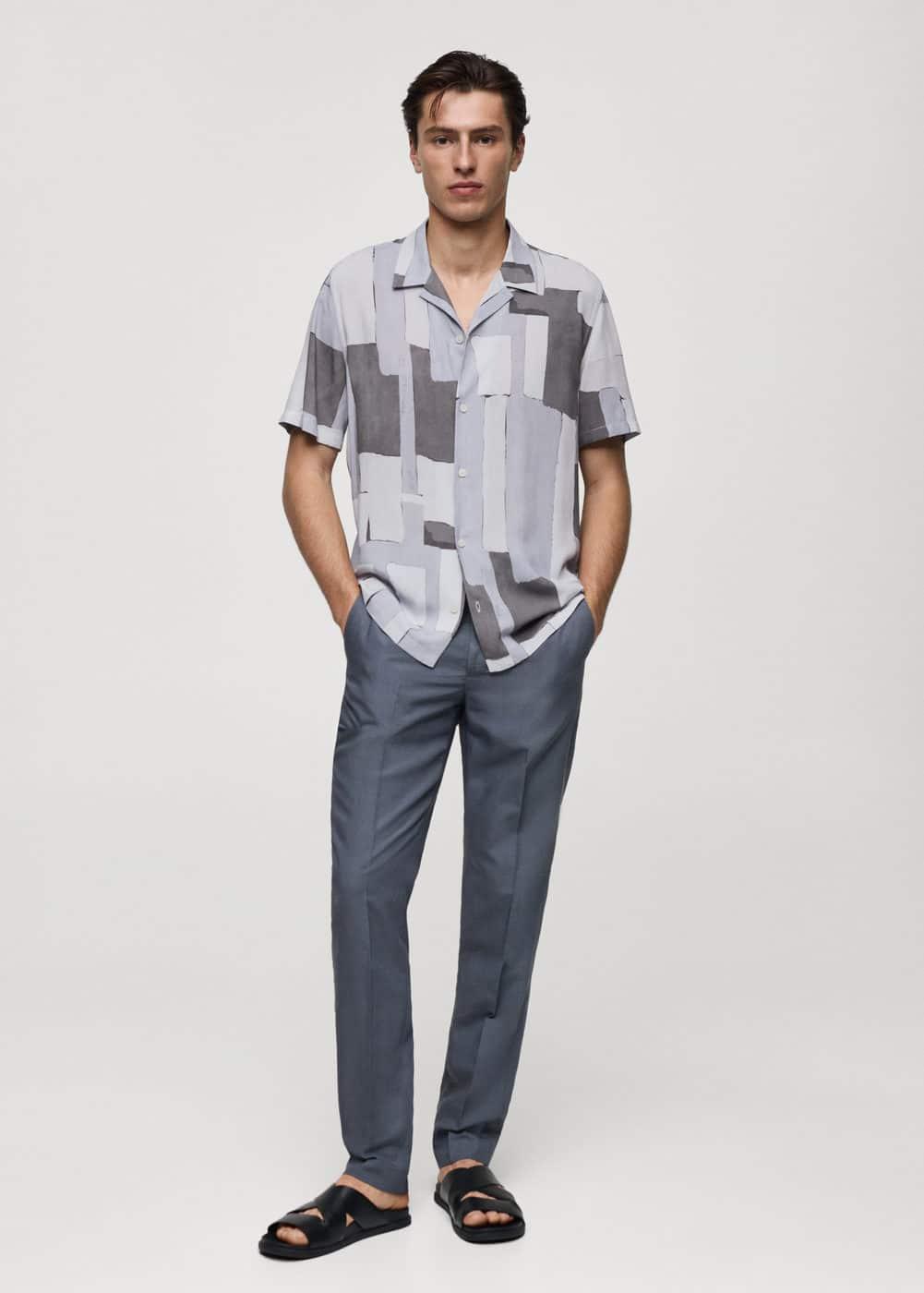 MANGO MAN - Regular-fit flowy printed shirt light/pastel greyMen Product Image