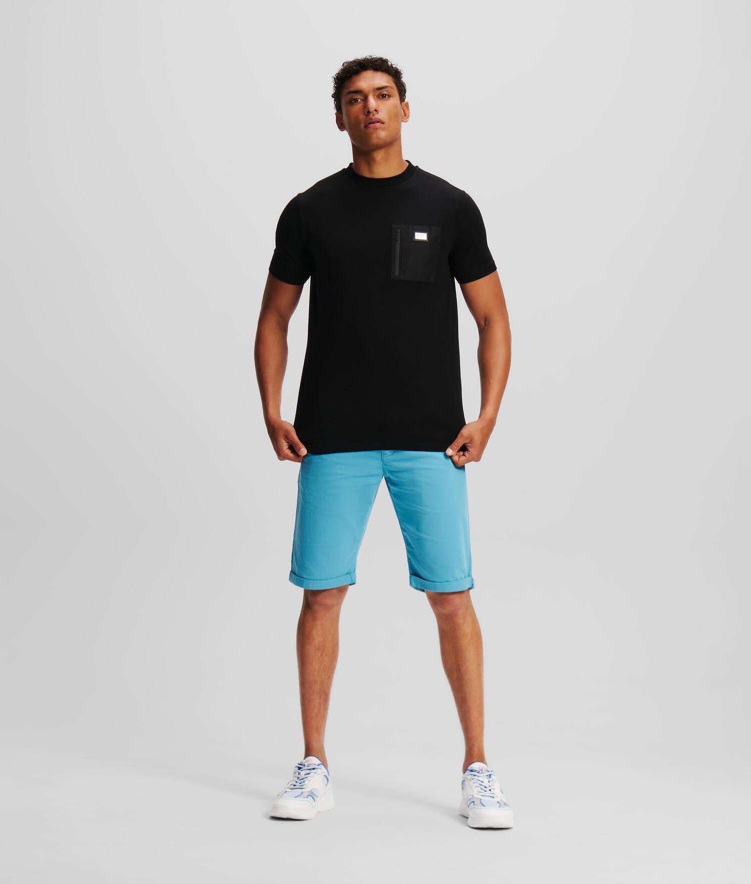 POCKET T-SHIRT Product Image