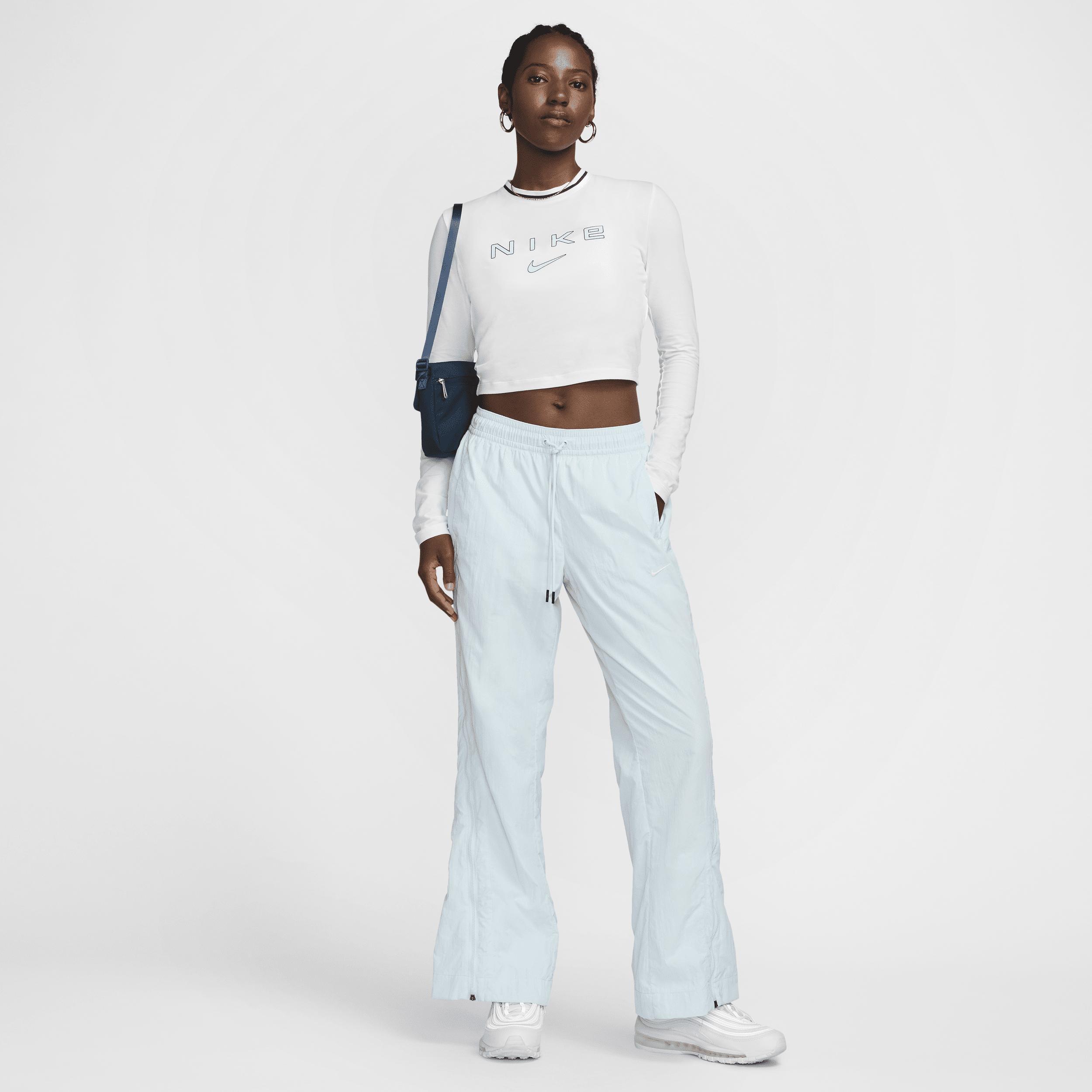 Nike Sportswear Chill Knit Women's Slim Long-Sleeve Cropped Graphic Tee Product Image