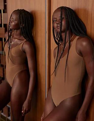 SMOOTHEZ Plunge Bodysuit Product Image