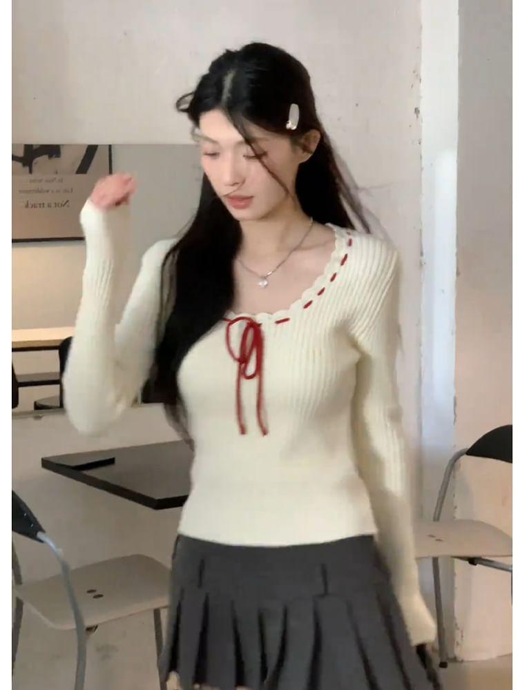 Scoop Neck Plain Bow Ribbed Sweater Product Image