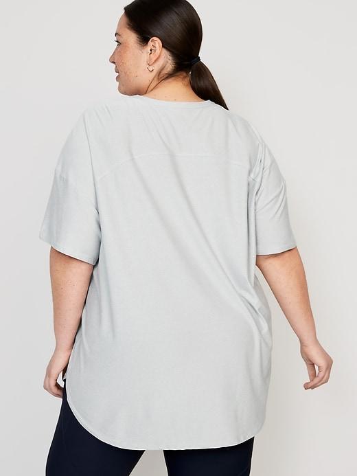 CloudMotion Tunic Product Image