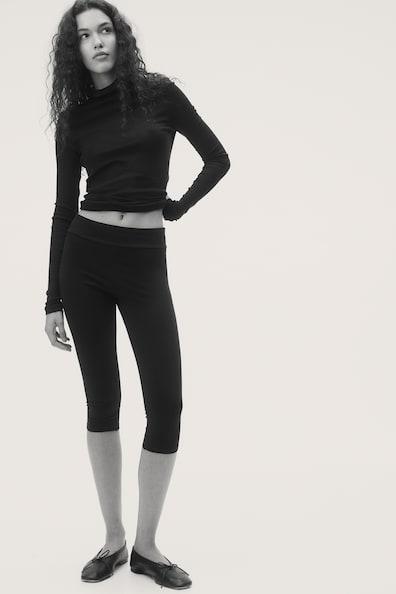 Capri Leggings Product Image