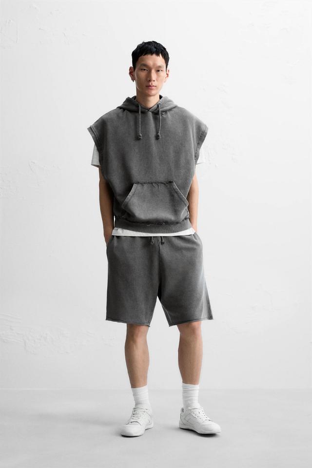 WASHED HOODED SWEATSHIRT Product Image