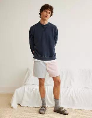 AE 7" Oxford Lounge Short Product Image