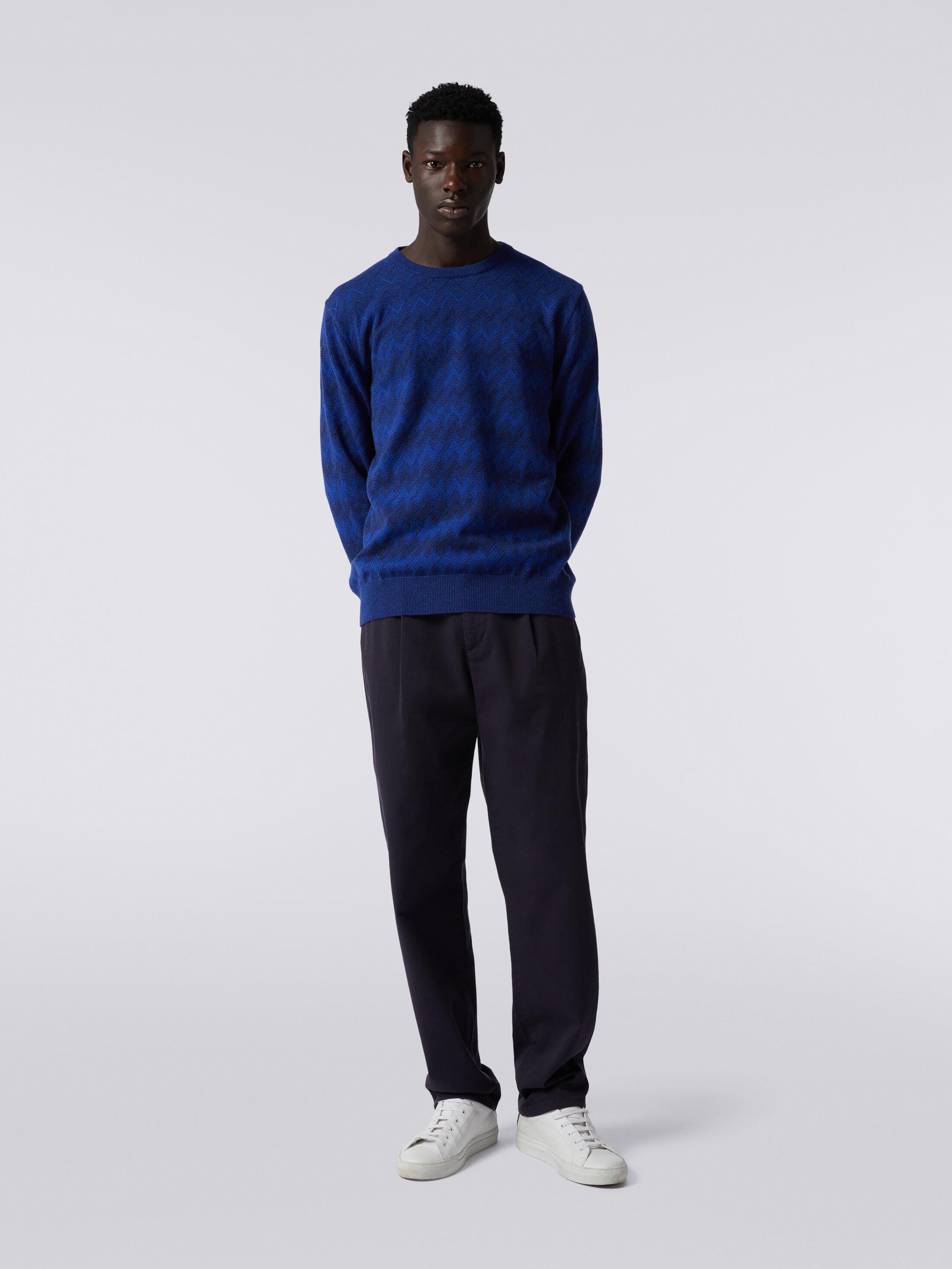 Cashmere crew-neck sweater with zigzags Product Image