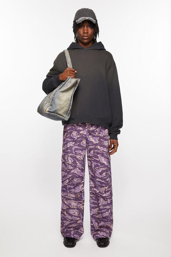 Cargo print trousers Product Image