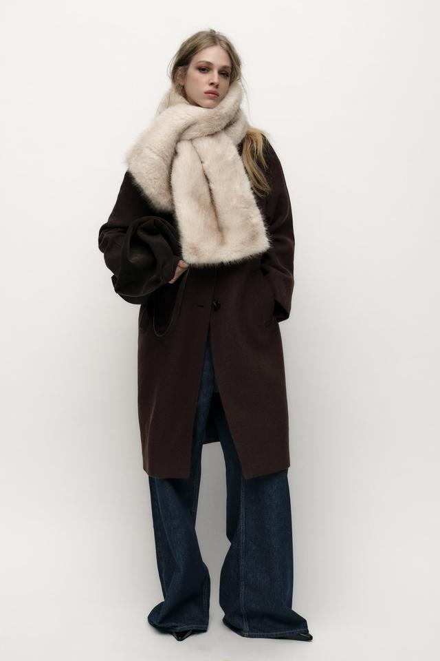 BASIC FAUX FUR SCARF Product Image