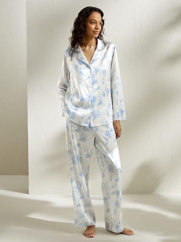 La Terra Long Pajama Set Product Image