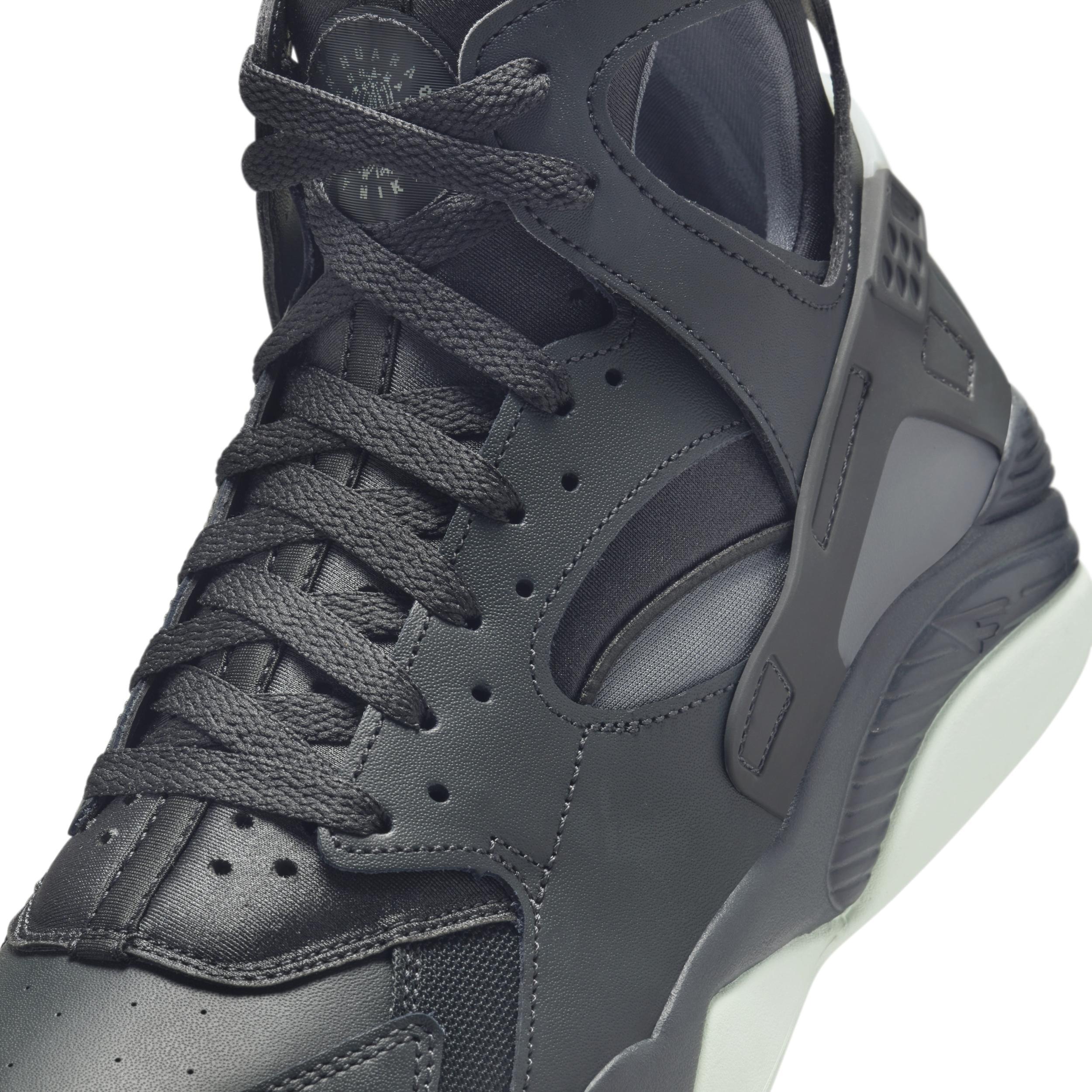 Nike Men's Air Flight Huarache Shoes Product Image