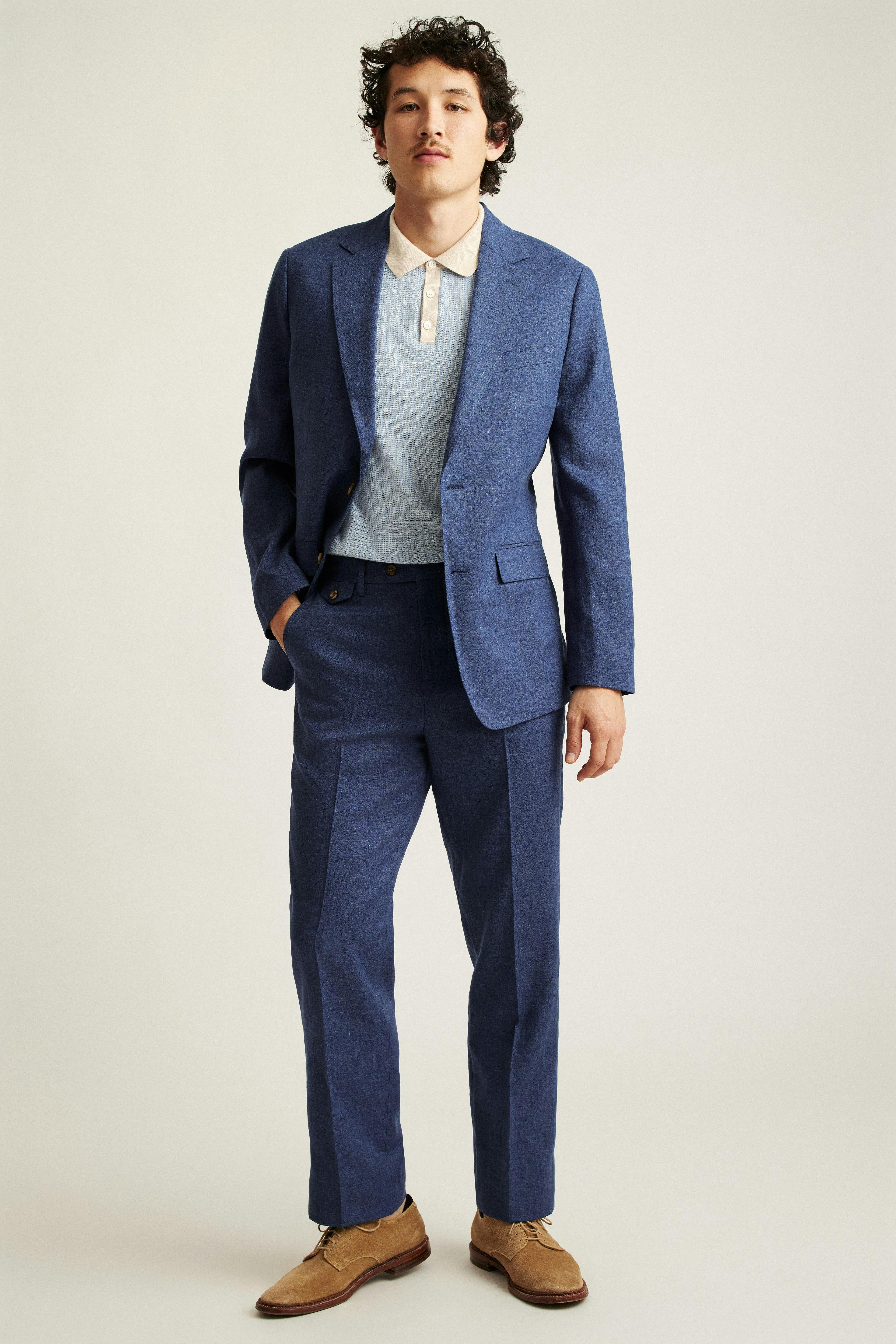 Jetsetter Italian Linen Suit Product Image