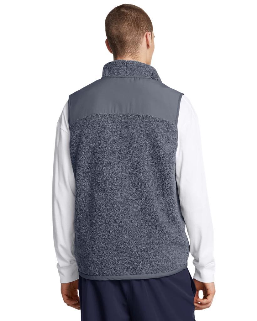 Mens UA Mission Vest Product Image