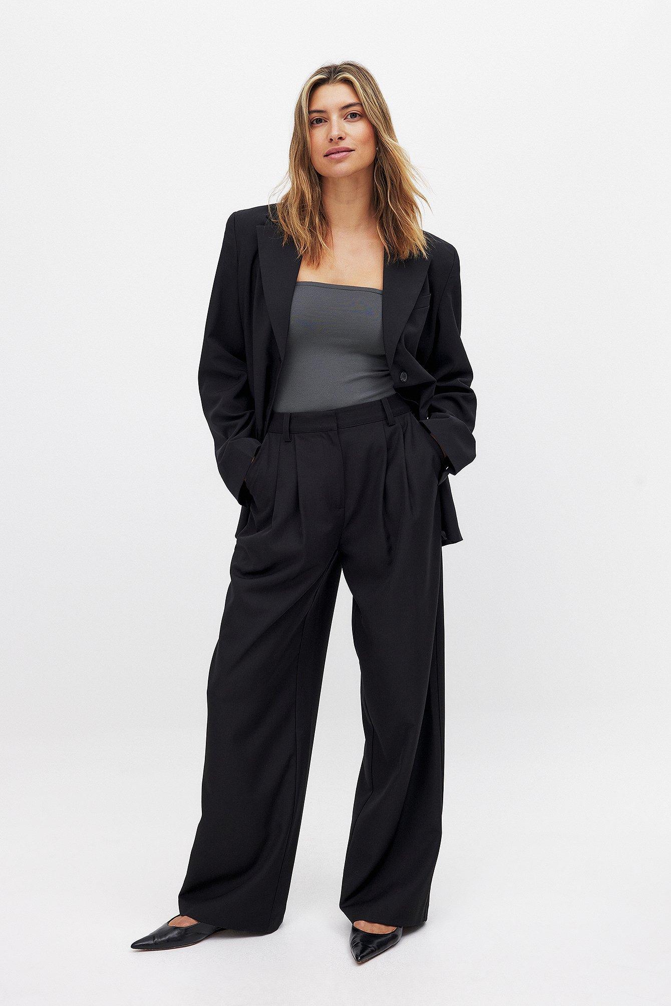 Pleated Wide Leg Relaxed Pants Product Image