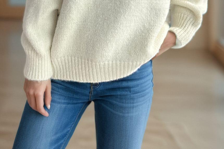 Round Neck Plain Sweater Product Image