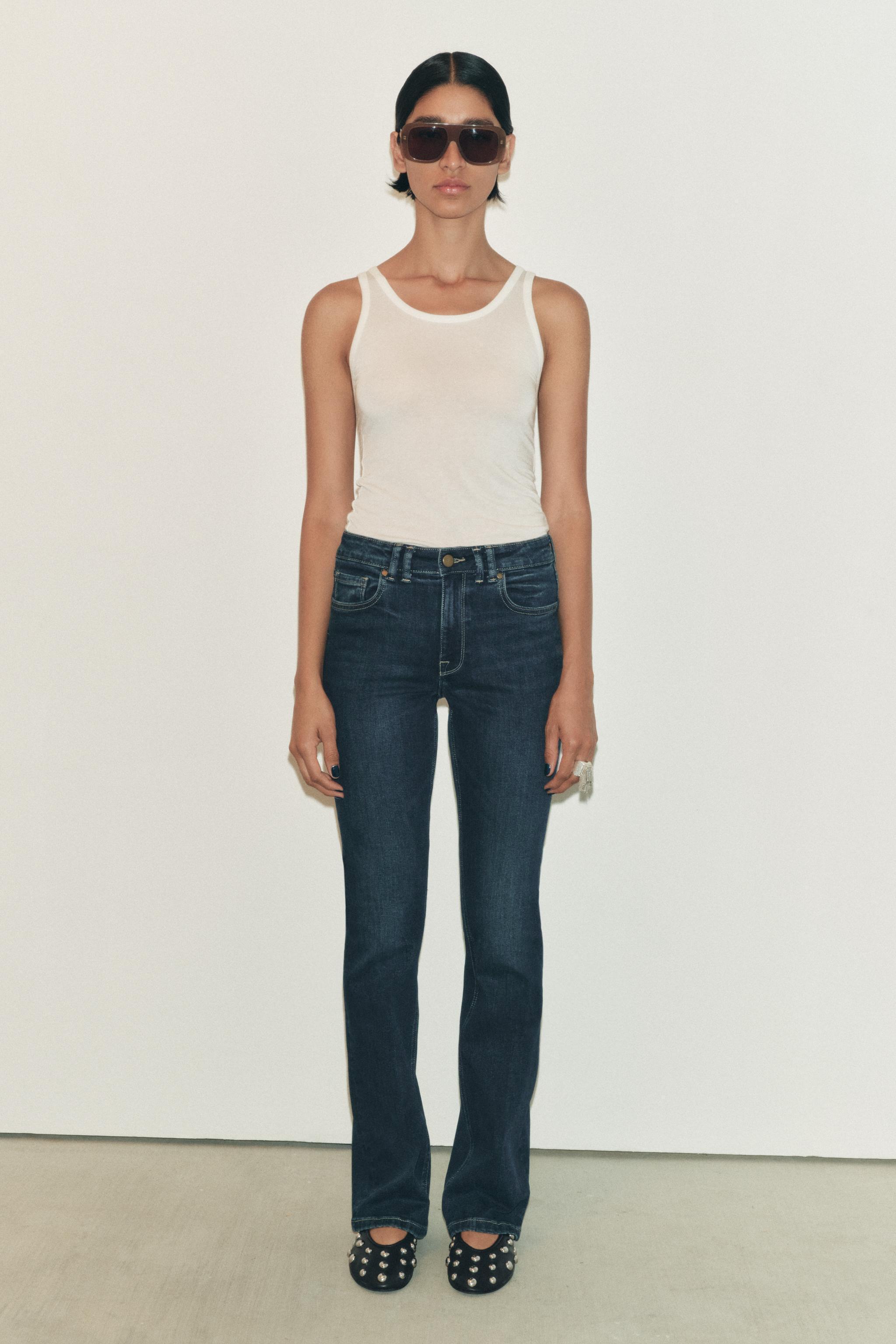 LOW RISE CONTOUR BOOTCUT JEANS ZW COLLECTION Product Image