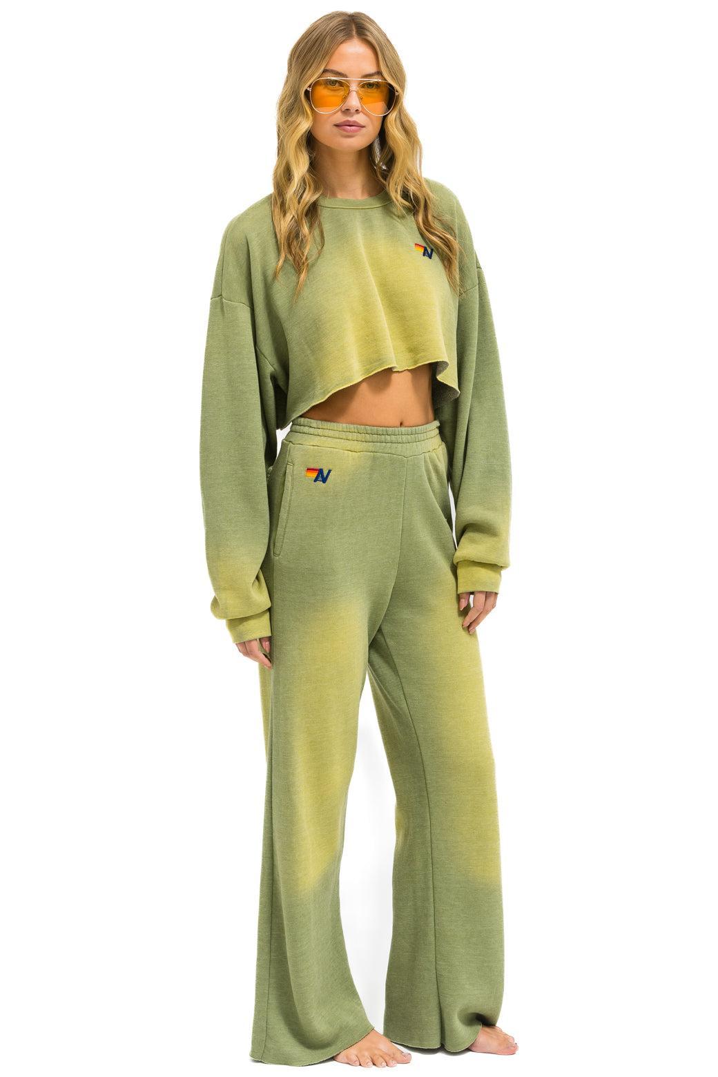 ESSENTIAL WIDE LEG POCKET SWEATPANTS - FADED ARMY Female Product Image