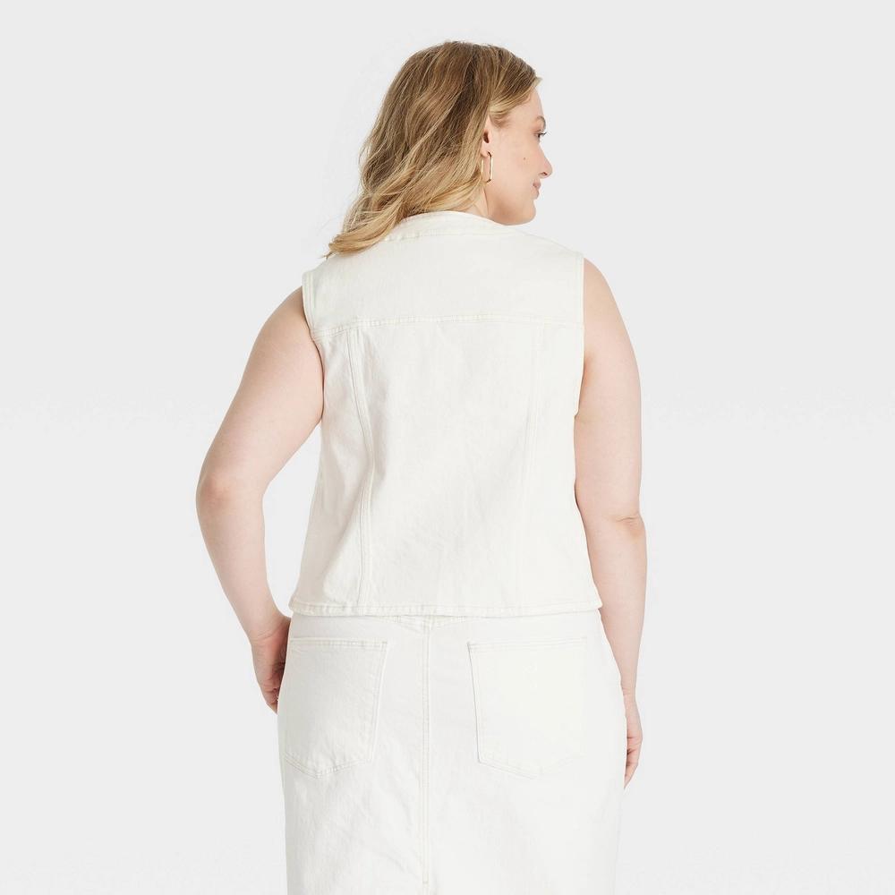 Womens V-Neck Vest - Universal Thread White 3X Product Image