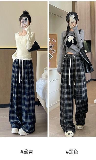 Drawstring Waist Plaid Wide Leg Pants Product Image