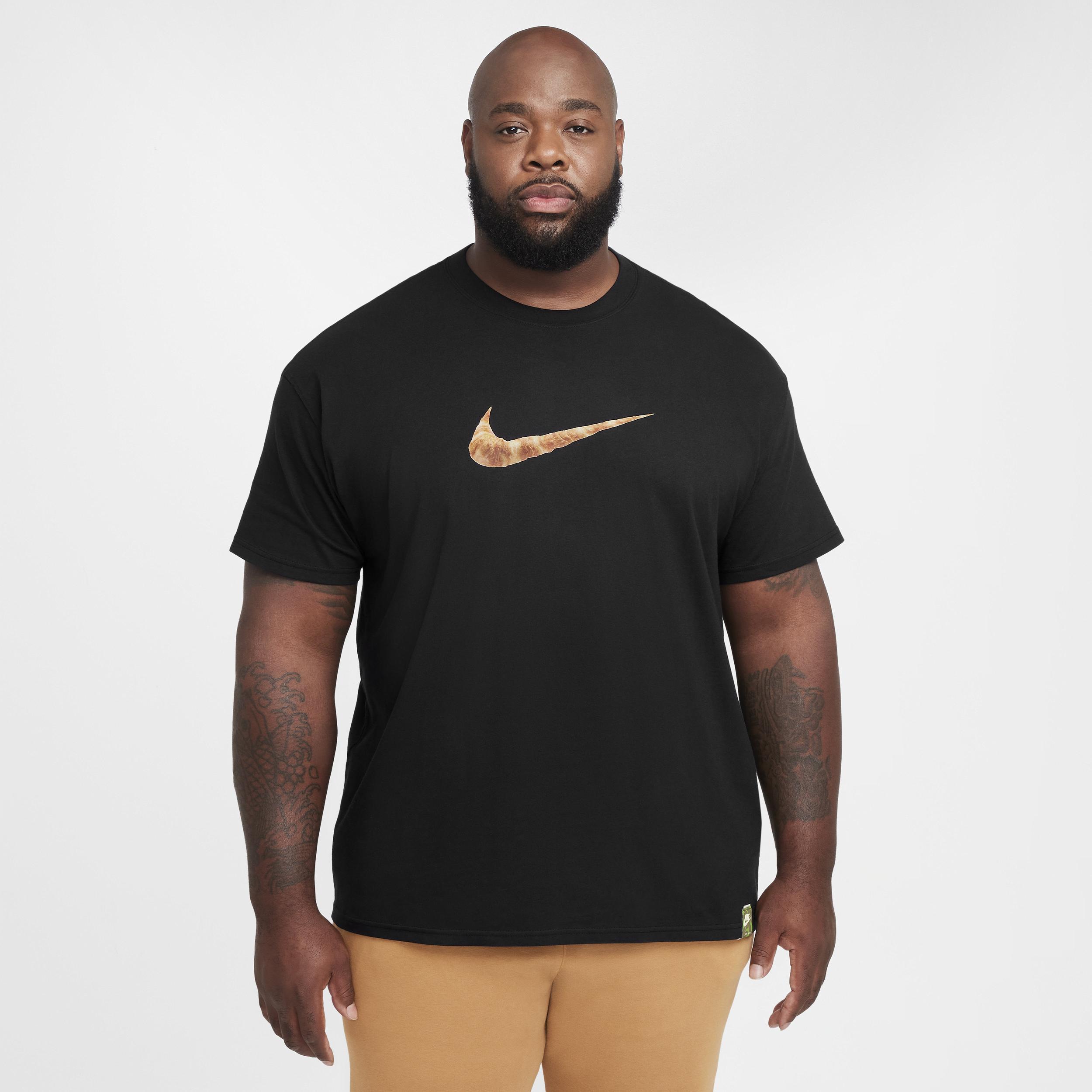 Men's Nike Sportswear Max90 T-Shirt Product Image