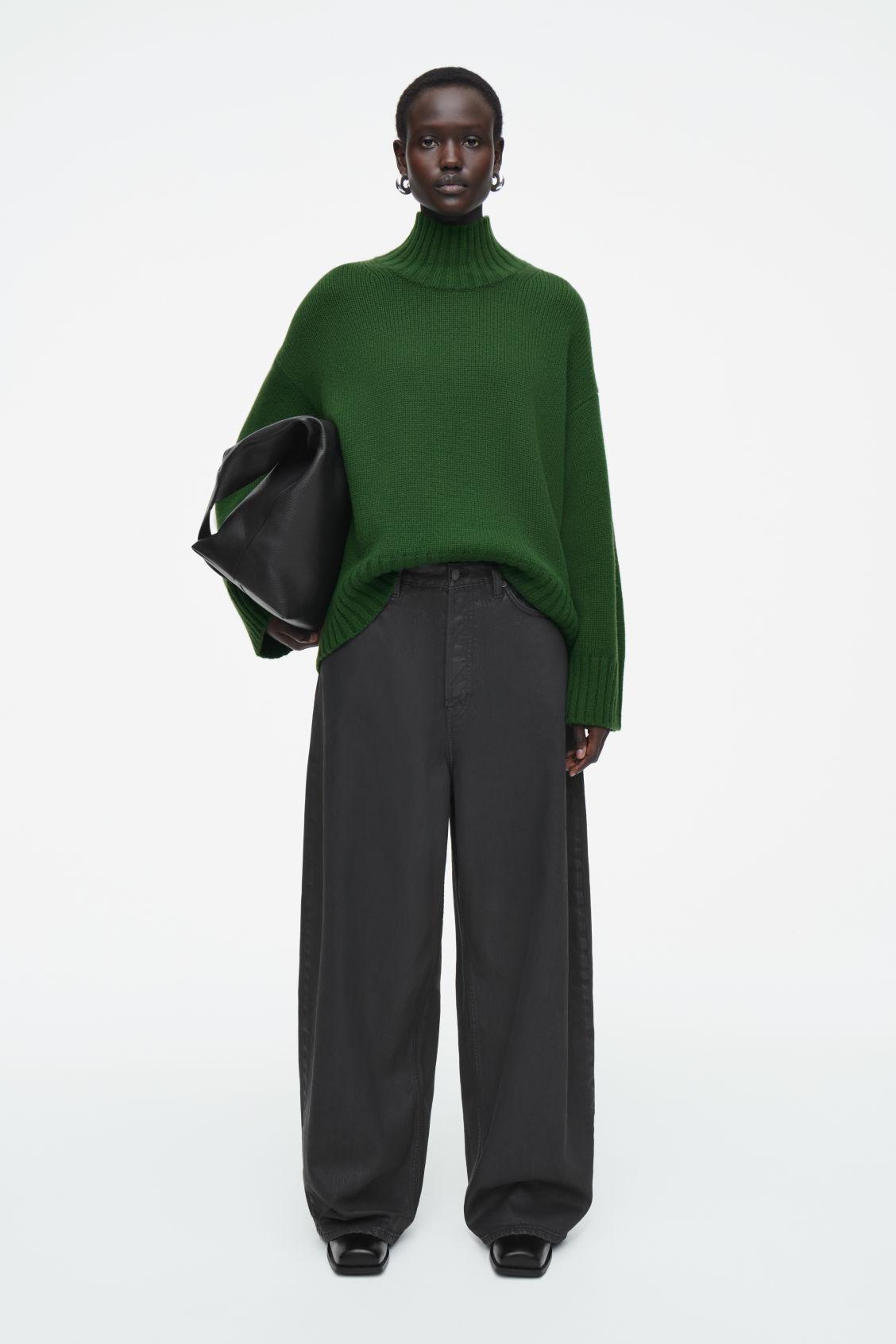 CHUNKY PURE CASHMERE TURTLENECK SWEATER Product Image