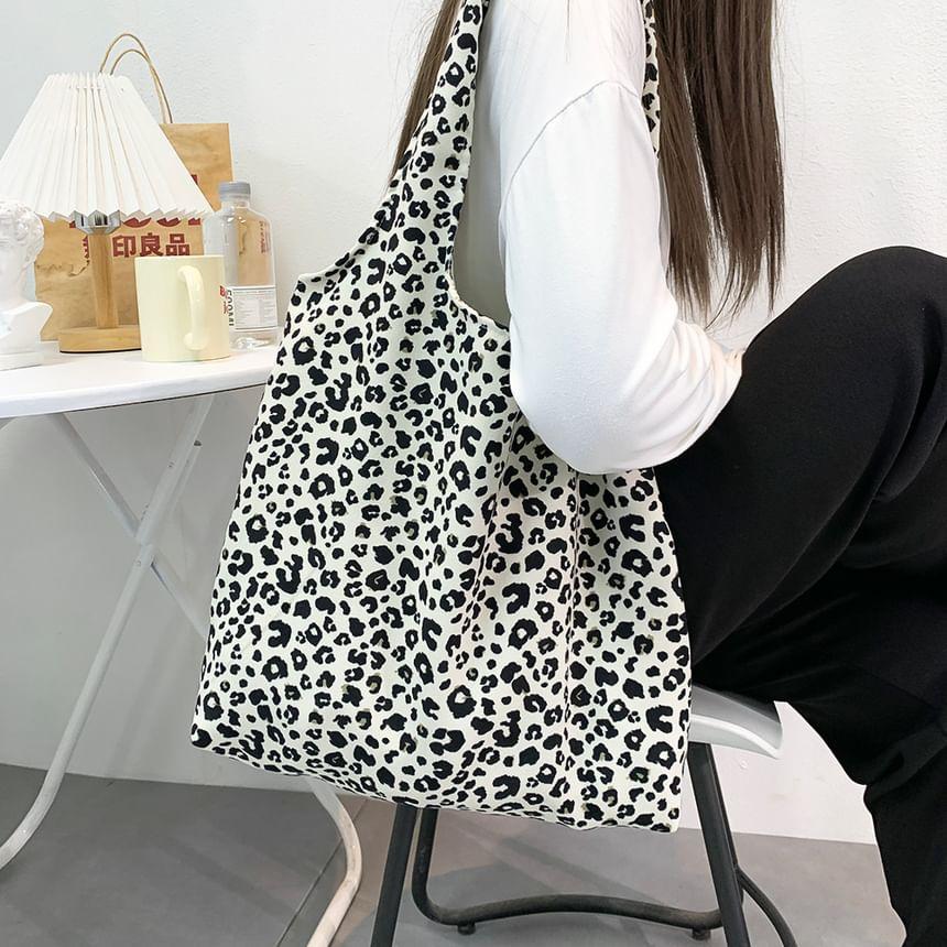 Leopard Print Shopper Bag Product Image