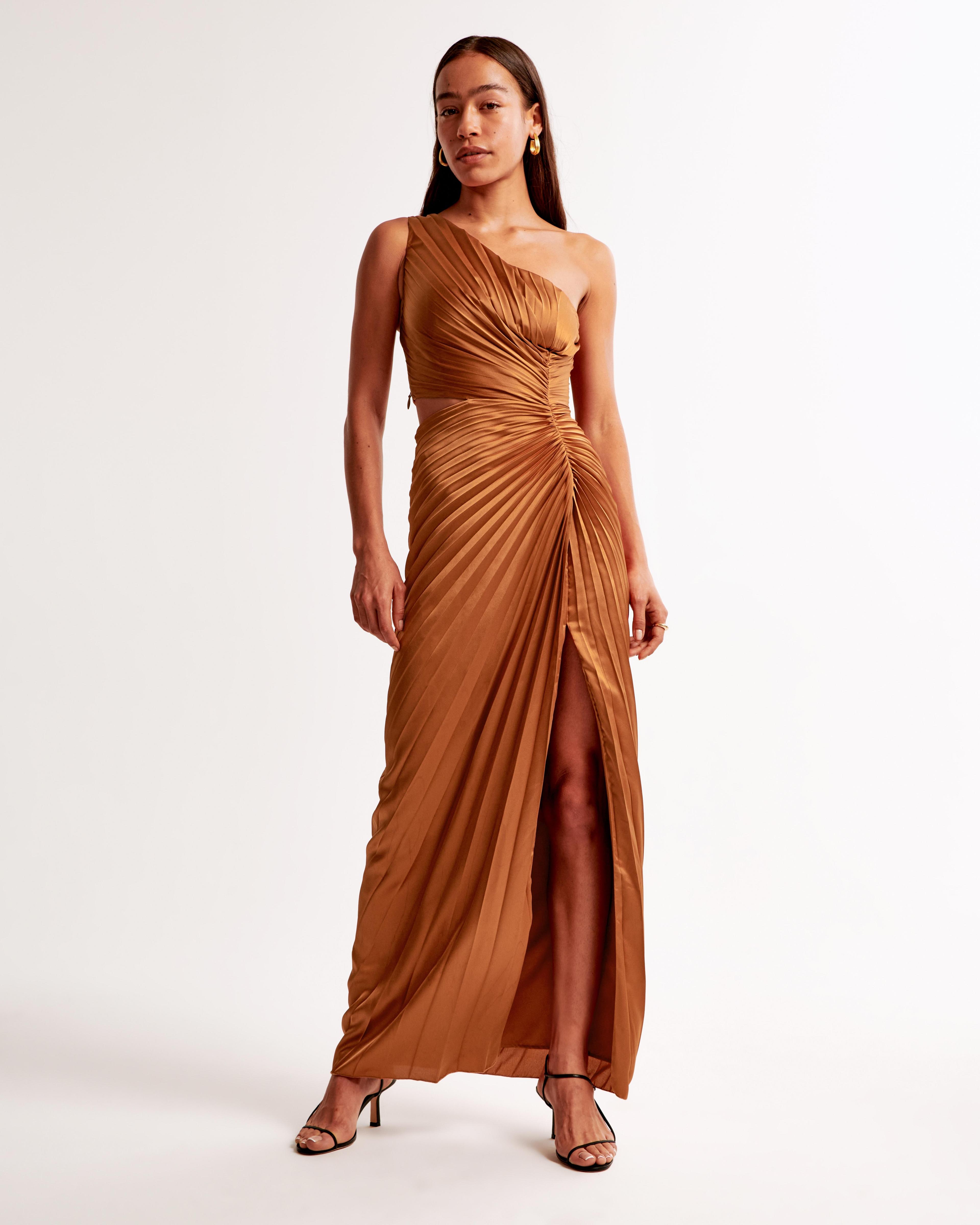 The A&F Giselle Pleated One-Shoulder Cutout Maxi Dress Product Image