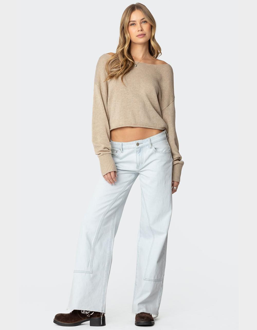 EDIKTED Savanna Low Rise Jeans Product Image