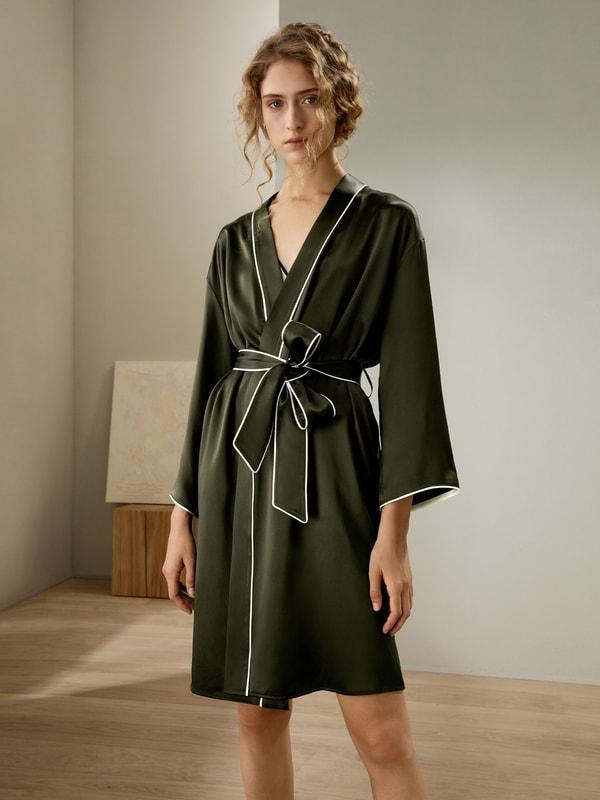 Contrast Piping Long Sleeves Night Robe Product Image