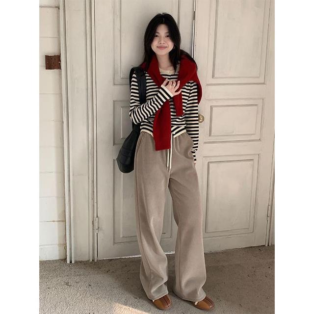 Mid Waist Wide Leg Pants Product Image