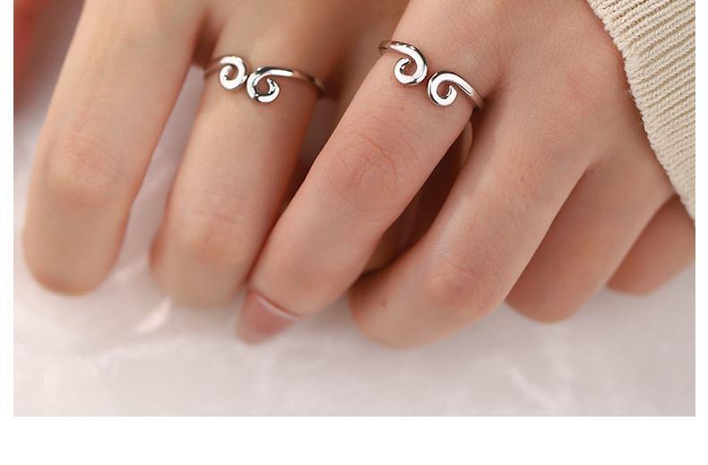 999 Sterling Silver Geometry Ring Product Image